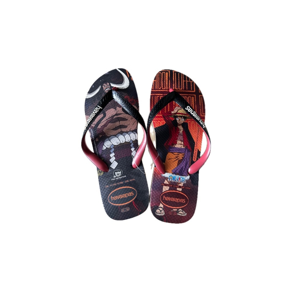 One Piece Themed Havaianas: Luffy vs Kaido